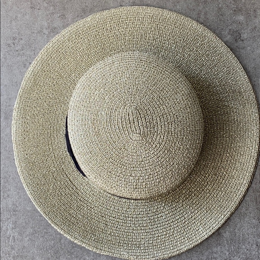 Summer Hat - Picture 3 of 4